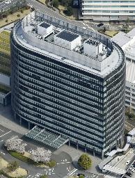 <p>　トヨタ自動車本社＝２０２０年４月、愛知県豊田市（共同通信社ヘリから）</p>