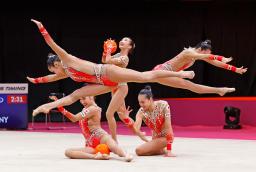 <p>　団体総合決勝　日本のボールの演技＝西日本総合展示場</p>