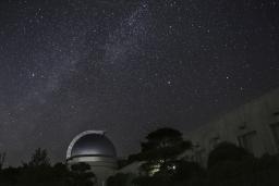 <p>　岡山県井原市の美星町地区の星空＝２０２０年１０月</p>