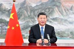 <p>　４日、「中国国際輸入博覧会」の開幕を前に行われた式典でビデオ演説する中国の習近平国家主席（新華社＝共同）</p>