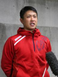 <p>　ＦＡ権を行使せず残留する広島・堂林＝５日、マツダスタジアム</p>