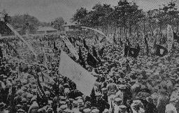 <p>　１９２０年５月、日本で初めて開催された東京・上野公園でのメーデー</p>