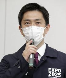 <p>　日本維新の会副代表の吉村洋文大阪府知事＝１日、大阪府咲洲庁舎</p>