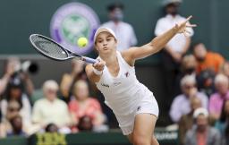 <p>　７月、ウィンブルドン選手権で優勝したオーストラリアのアシュリー・バーティ（ゲッティ＝共同）</p>