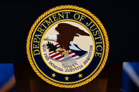 <p>　米司法省のロゴ＝４日、ワシントン（ＡＰ＝共同）</p>