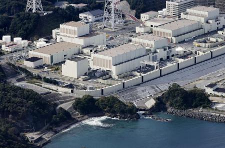<p>　宮城県の東北電力女川原発。手前が２号機＝２０２４年１０月</p>