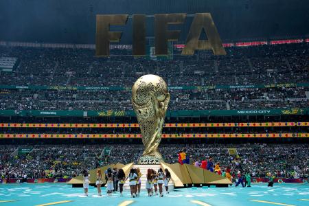 <p>　サッカーＷ杯北中米３カ国大会の開会式の様子＝１１日、メキシコ市（ＡＰ＝共同）</p>