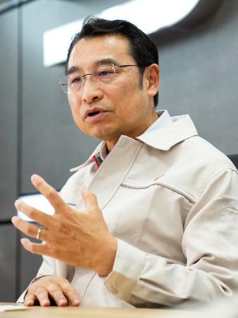 <p>　インタビューに答える比亜迪（ＢＹＤ）日本法人の劉学亮社長＝横浜市</p>