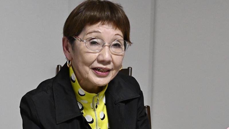 初当選時を振り返る元白井市議の竹内陽子さん=2月、柏市(共同)
