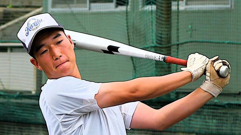 勝負強い打撃でチームを引っ張る成田・一鍬田将=成田市