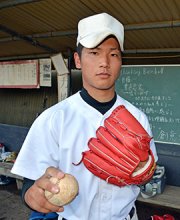 私学に負けない下半身　「県立で甲子園」夢追うナイン　松戸国際・植谷翔磨　【越えてきた壁、越えたい壁】（５）