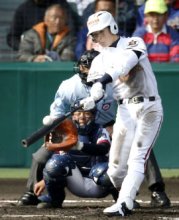 木更津総合、檜村が勝ち越し３ラン　【第８７回センバツ】