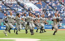 しぶとく守り１６強　流山おおたかの森　第９７回全国高校野球千葉大会　第９日