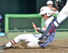 木総合、激闘延長十三回　千葉県勢、９年ぶりの秋制覇　第６８回秋季関東地区高校野球大会　最終日