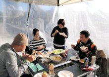 冬の公園でグルメを！！　なべ小屋　団らんや新年会利用も　幕張海浜