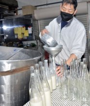 新酒シーズン始まる　コロナ家飲みで人気のどぶろく発売　山武・守屋酒造