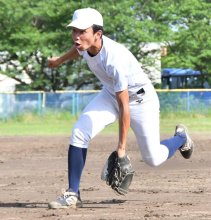 雨天激戦乗り越えて　２年生右腕は最後の夏　暁星国際　【熱戦の鼓動　２０２２千葉高校野球】第１部（５）