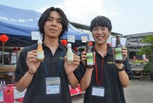 夏ネギ爽やか、クラフトビール　山武特産・千葉商大生ＰＲ