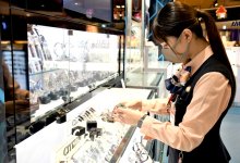 免税店期待　円安も追い風　成田空港内、店舗続々再開　入国上限撤廃