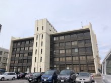 学習塾で同じ女子児童に再びわいせつ行為　容疑で４９歳元講師を再逮捕　千葉中央署