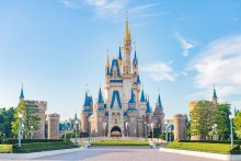 オリエンタルランド純利益１０倍　２３年３月期　ディズニー入場制限の緩和や訪日客回復