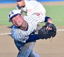 食らいつき意地見せる　敬愛学園　第１０５回全国高校野球　千葉大会　第８日