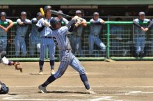 サヨナラ打、最高の援護　幕張総合・桜井　第１０５回全国高校野球大会　千葉大会　第８日