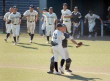 市船橋、劣勢はね返す　９点差、執念の逆転劇　第１０５回全国高校野球　千葉大会　第９日