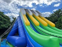 【速報】プールのスライダーで男児太もも骨折　稲毛海浜公園、流れる水量多く　千葉市美浜区