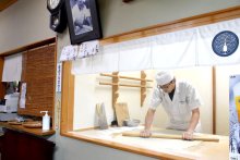 こだわり手打ち季節感も　明治期創業、愛され１２０年超　そば処「吾妻庵本店」（匝瑳市）　【房総老舗巡り　千葉県誕生１５０周年】（１８）夏の美味