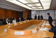 空港機能強化で地域活性を　香取４市町　知事と意見交換会