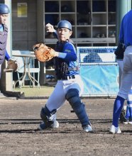 強肩で観察眼も鋭く　飯山成夢捕手　【聖地を駆ける　中央学院の頂戦】