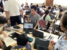 まず新聞に慣れ親しむ　我孫子市立湖北小学校　【ＮＩＥ報告　千葉県内実践校の取り組み】