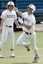 ４回一挙１０点　拓大紅陵　第７７回春季千葉県高校野球大会