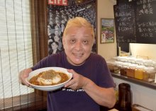 「ここにしかない味を」　多くのアーティストも舌鼓　ＣＵＲＲＹ＆ＳＰＡＣＥ　ｅ－ｔｗｏ（イー・ツー）（習志野市）　【京葉東葛　夏のカレー巡り】(１)