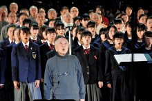谷川俊太郎さん死去　９２歳　県内にも足跡　感謝、悼む声　校歌作詞や音楽行事参加