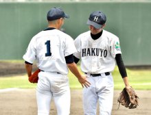 気迫の投球、ナイン鼓舞　久保木　佐原白楊　第１０７回全国高校野球　千葉大会　第５日