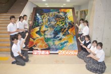 過去最大！３０万本つまようじアート　精密作業でヒョウや金魚　印旛明誠高生　あす６日文化祭で公開　