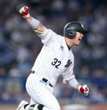 【千葉魂】佐藤、４年ぶりサヨナラ打　バットに「香車」監督の助言胸に　千葉ロッテ（第５３０回）