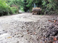 【台風６号】県道２５８号に土砂、一時通行止めに　南房総市増間