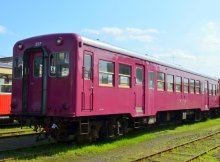 “昭和レトロ”出発進行へ　「ぶどう色」復刻塗装　市原・小湊鉄道