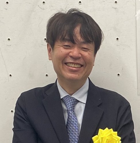三木健二氏