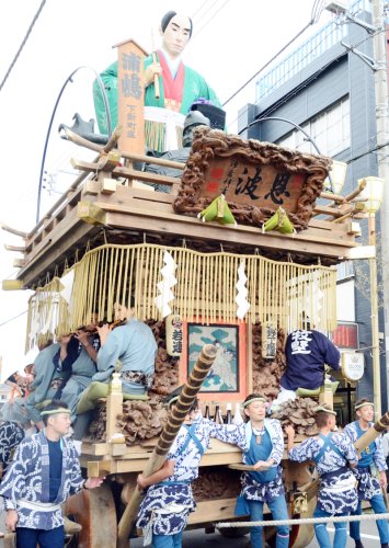 見る者圧倒する豪華さ　ＴＤＬパレード×佐原の山車行事　娯楽性、おもてなしも通底　【夢の国から探る「和」ＴＤＲ比較日本文化論】（上）