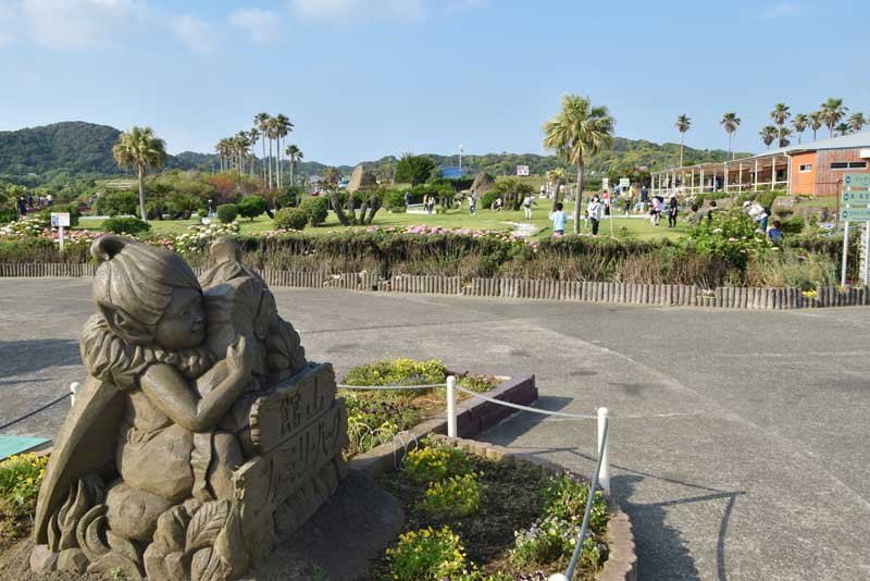 館山ファミリーパーク閉園　４４年間ありがとう　思い出詰まった"花の楽園"　最終日に２０００人