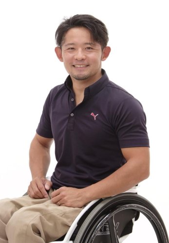 花岡伸和さん（共同）
