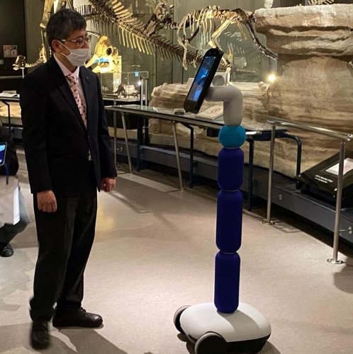 小児がんの子どもたち　恐竜化石、オンライン観賞　カメラ付きロボット遠隔操作　千葉大学病院、千葉県こども病院