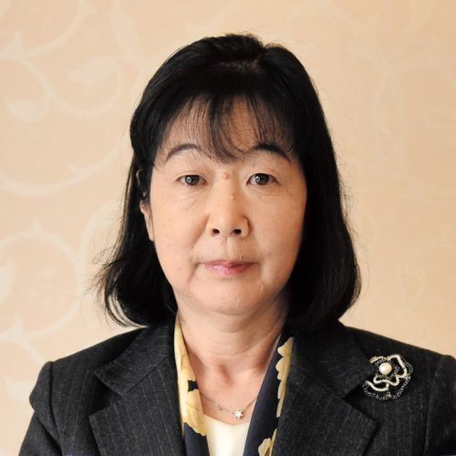 平山富子氏