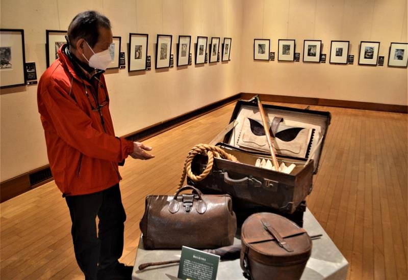 アンデルセンの魅力迫る　童話絵６０作品、圧巻びょうぶも　船橋　子ども美術館で企画展