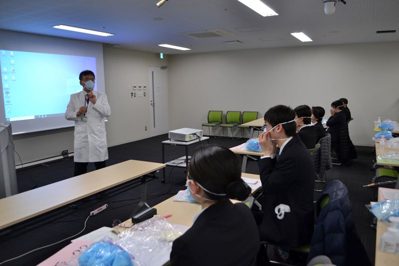 新人医師・看護師ら２００人、新年度迎え第一歩　「コロナ禍経て重要性感じた」　感染症対策の研修も　千葉大病院