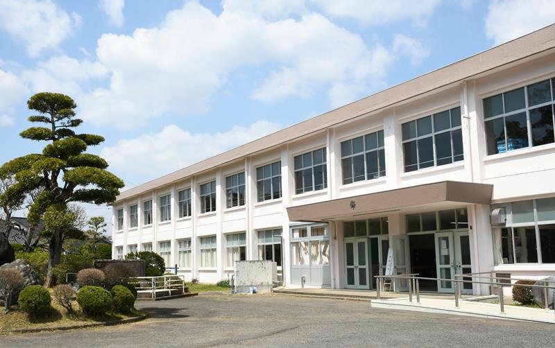 旧滑河小、展示室を開設　地域の歴史、文化財紹介　成田